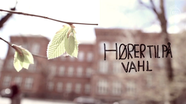 Et nærbilde av et blad